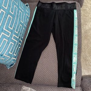 Love Pink Crop Leggings